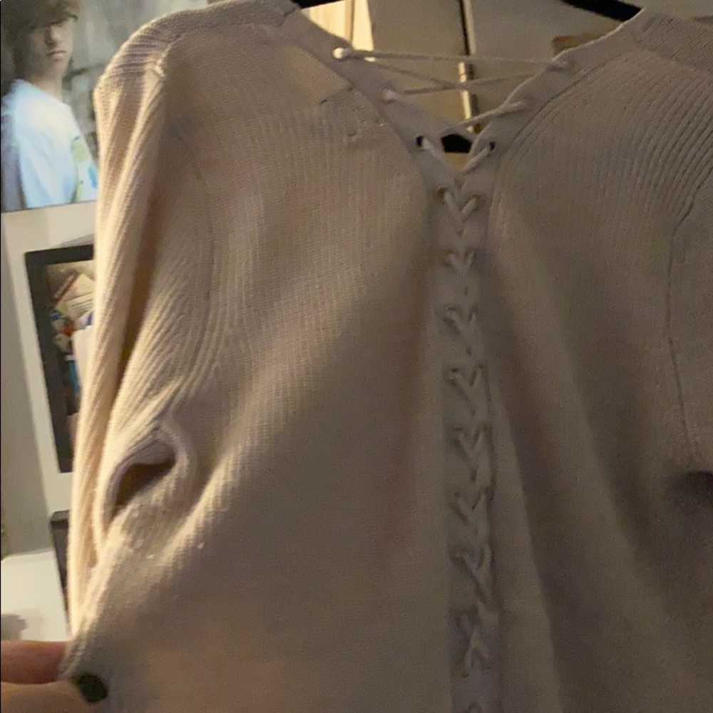 Beige sweater - Picture 4 of 7
